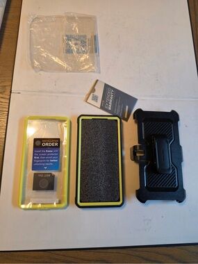 SUPCASE Galaxy S24 Ultra Unicorn Beetle Pro ‘Bumble’ Rugged Holster Case Yellow
